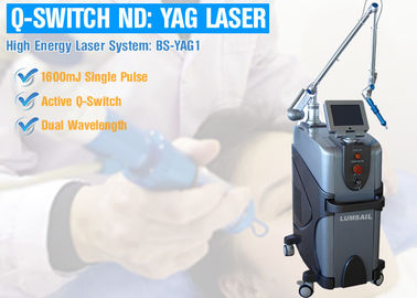Çok Fonksiyonlu Pico Lazer Makinesi Q Dövme Çil Kaldırma için ND YAG Lazer Makinesi Anahtarlı